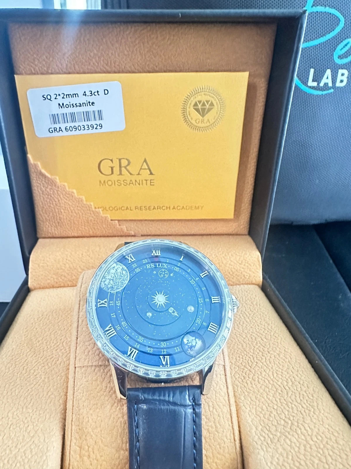 Universo Watch 1
